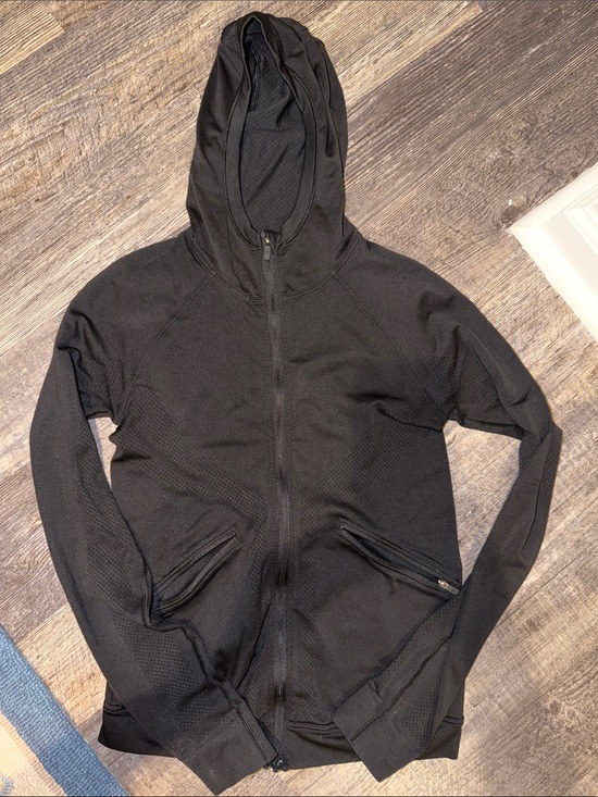 lululemon athletica Jackets & Blazers - lululemon athletica Black Full-Zip Hooded Jacket